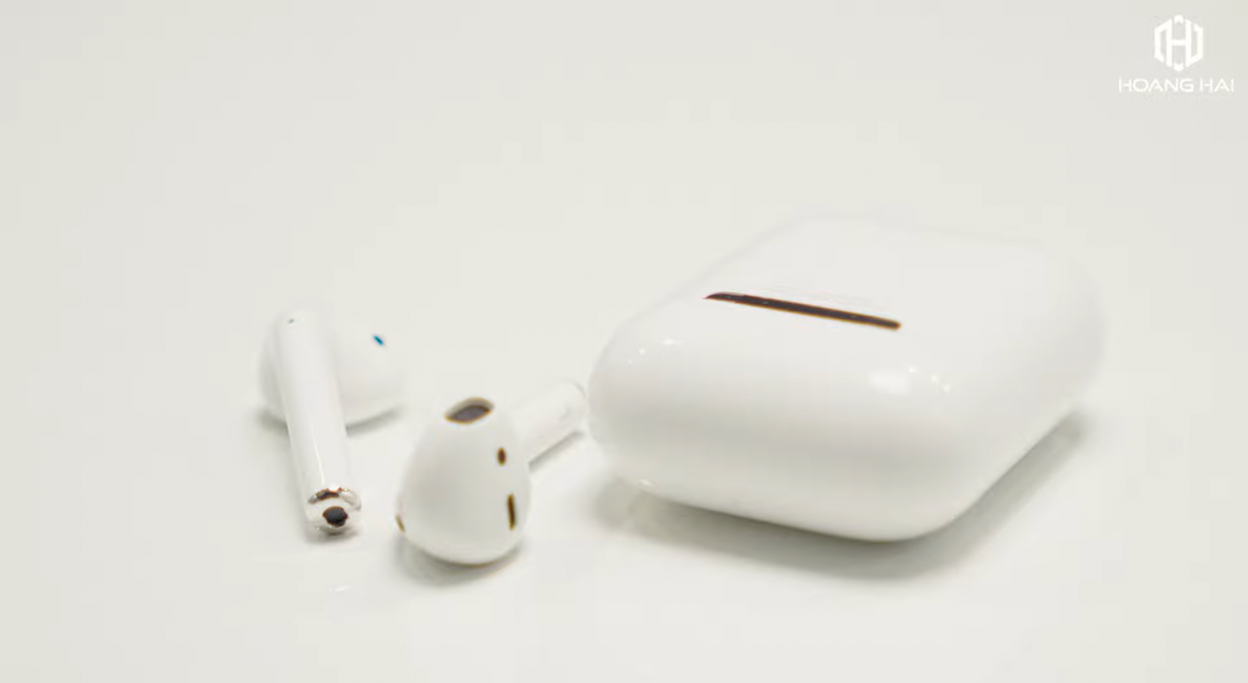 Năm 2023 rồi, có nên mua AirPods 2 nữa không?