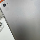 Ipad Air 2 9.7" 32GB ငွေရောင် Wifi 98% ဘက်ထရီ 100% (အနောက်ကင်မရာ အဝိုင်း၊ အစွန်းများ၊ မှင်-အစက်ချစခရင်) 