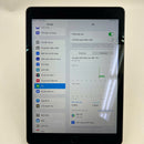Ipad Air 2 9.7" 32GB ငွေရောင် Wifi 98% ဘက်ထရီ 100% (အနောက်ကင်မရာ အဝိုင်း၊ အစွန်းများ၊ မှင်-အစက်ချစခရင်) 