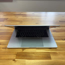 MacBook Pro 2021 14 n Silver M1 Pro/RAM 16GB/SSD 512GB 98% ဘက်ထရီ 87% အား 328 ကြိမ် BPTN ခလုတ်များ 