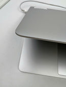 MacBook Air 2019 13.3" Silver i5/8GB/256GB 98% sạc 254 lần BPTN móp lưng