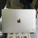 Macbook Pro 2019 13.3လက်မ မီးခိုးရောင် Intel Core i7/RAM 16GB/SSD 256GB 97% ဘက်ထရီ 100% BPTA (အစားထိုး ဘက်ထရီ၊ ခြစ်ရာများ၊ နက်ရှဲလ်) 