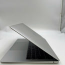 MacBook Air 2019 13.3" Silver i5/8GB/256GB 97% sạc 243 lần (Có trầy - màn chấm đen nhỏ-góc màn trầy)