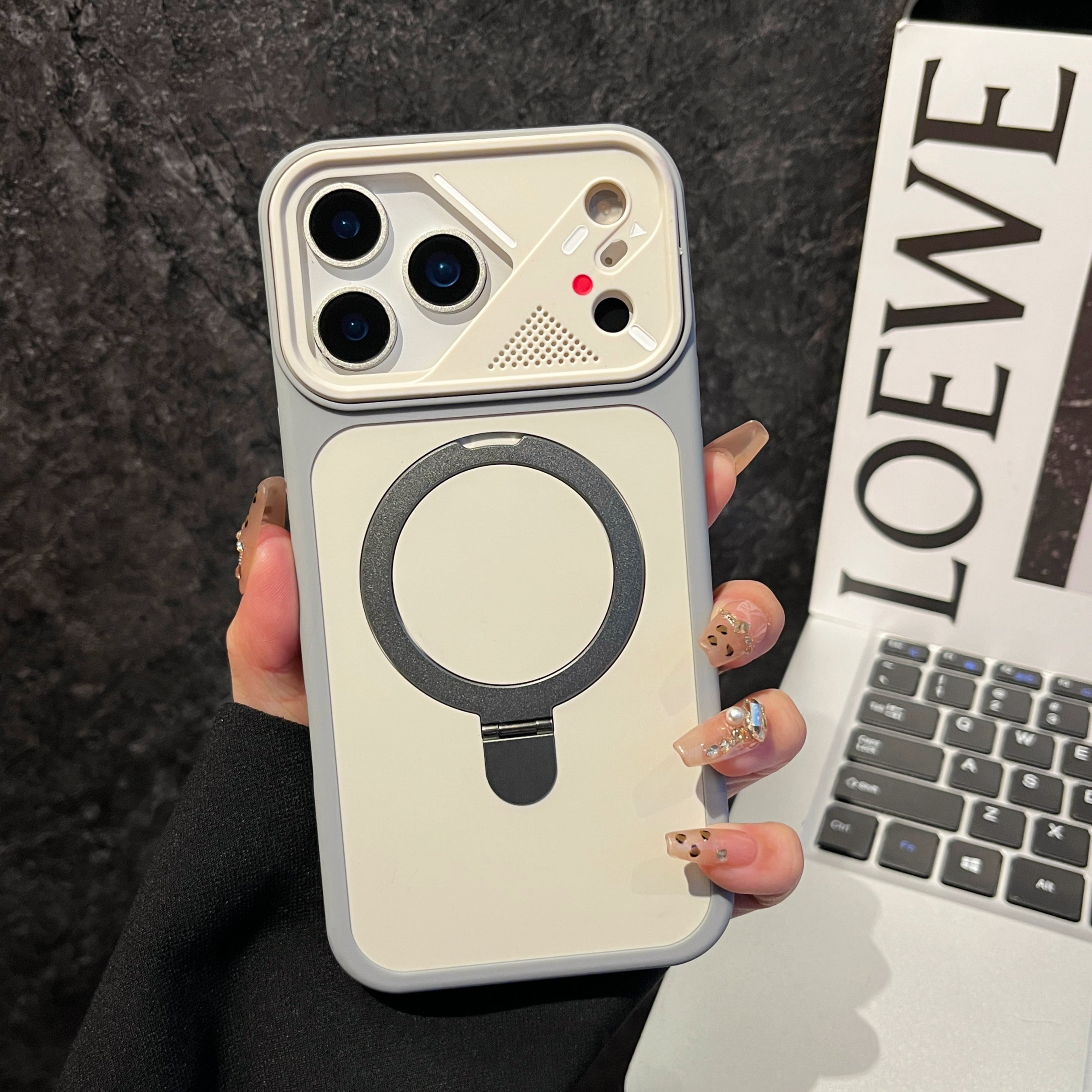 MagSafe iPhone Clear Case 