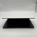 Macbook Pro 2024 14 လက်မ ငွေရောင် Apple M4/ RAM 16GB/ SSD 512GB 99% ဘက်ထရီ 100% BPTN 2 ကြိမ် အားသွင်း 