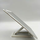 Ipad Air 2 9.7" 32GB ငွေရောင် Wifi 98% ဘက်ထရီ 100% (အနောက်ကင်မရာ အဝိုင်း၊ အစွန်းများ၊ မှင်-အစက်ချစခရင်) 