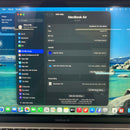 Macbook Air 2020 13.3 in Gold Apple M1/ RAM 8GB / SSD 256GB 98% BPTN အား 48 ကြိမ် 