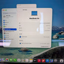 Macbook Air 2024 13.6 in White Apple M3/ RAM 8GB/ SSD 512GB 99% ဘက်ထရီ 100% 11 ကြိမ် BPTN 