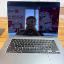 Macbook Air 2024 13.6 in White Apple M3/ RAM 8GB/ SSD 512GB 99% ဘက်ထရီ 100% 11 ကြိမ် BPTN 