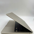 Macbook Air 2024 13.6 in White Apple M3/ RAM 8GB/ SSD 512GB 99% ဘက်ထရီ 100% 11 ကြိမ် BPTN 