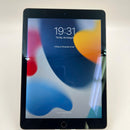 Ipad Air 2 9.7" 32GB ငွေရောင် Wifi 98% ဘက်ထရီ 100% (အနောက်ကင်မရာ အဝိုင်း၊ အစွန်းများ၊ မှင်-အစက်ချစခရင်) 