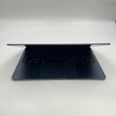 Macbook Air 2022 13.6လက်မ မီးခိုးရောင် M2/ RAM 8GB/ SSD 256GB ဘက်ထရီ 94% BPTA 115 ကြိမ် အားသွင်း 